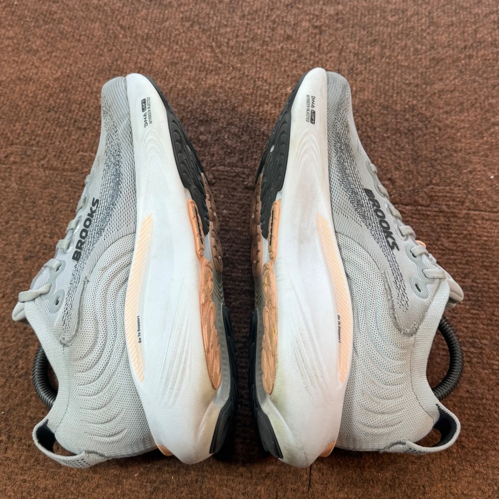 A+ Brooks Adrenaline GTS 25 Womens Running Shoes Grey Peach Size 8.5 1204431B032 - Picture 11 of 11